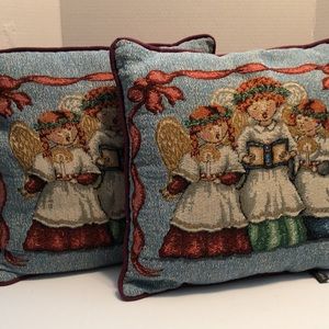 Portofino Vtg. choir Angels pillows set of two